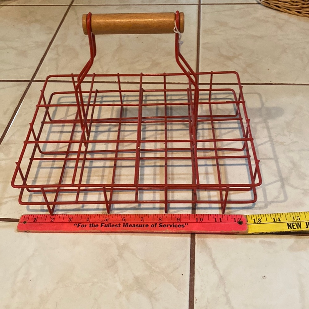 Vintage 1990s and NWOT Beverage Carrier